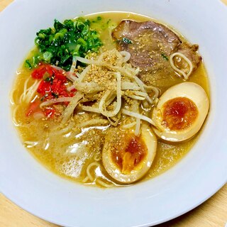 お土産のラーメンにトッピング